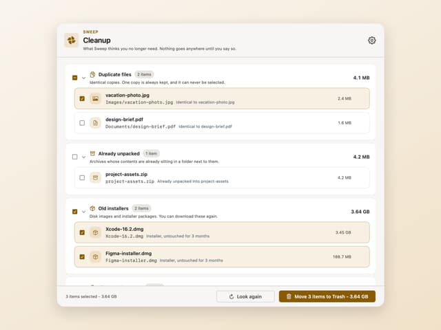 Sweep's Cleanup window grouping duplicates, unpacked archives and old installers for approval